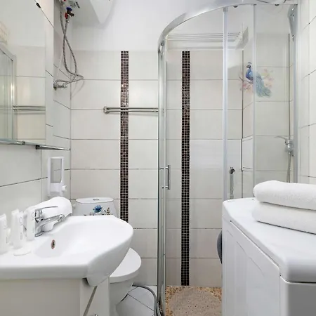Lägenhet Cozy & Functional With Air Conditioning By Renters Kraków